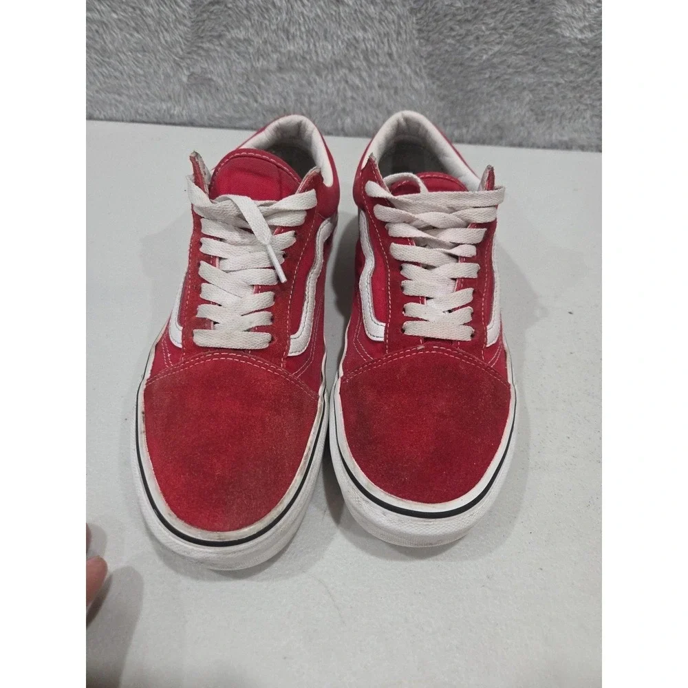 Vans lace skateboarding